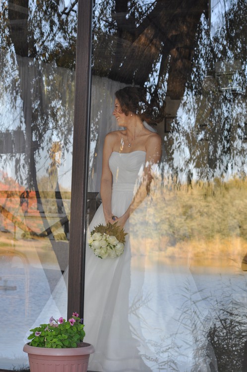 Невеста за окном